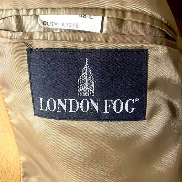London Fog over coat like new worn maybe 5 times - Picture 5 of 5